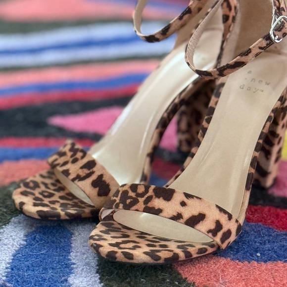 A New Day Strappy Leopard Print Block Heels - Picture 2 of 9